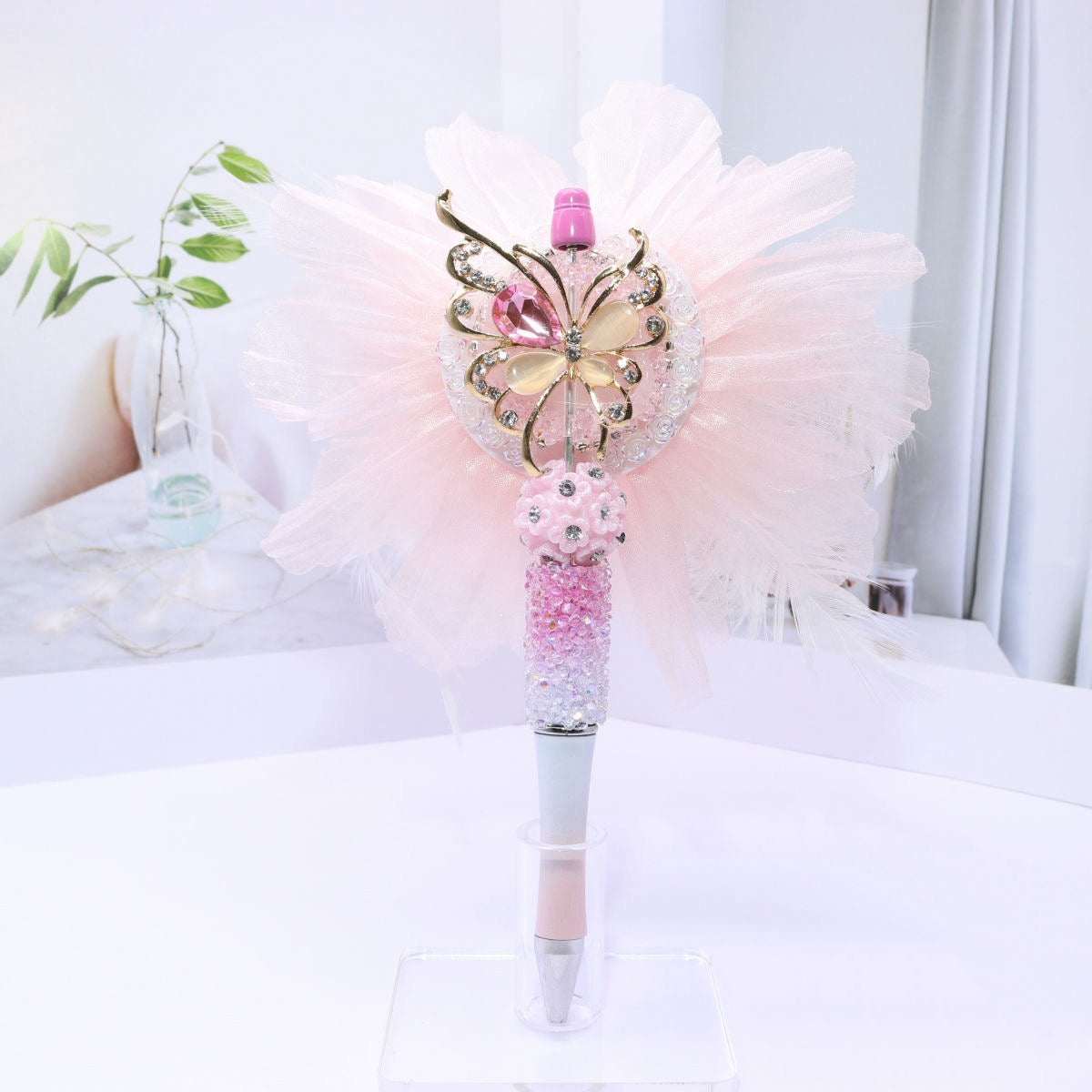 DIY pen in live broadcast room