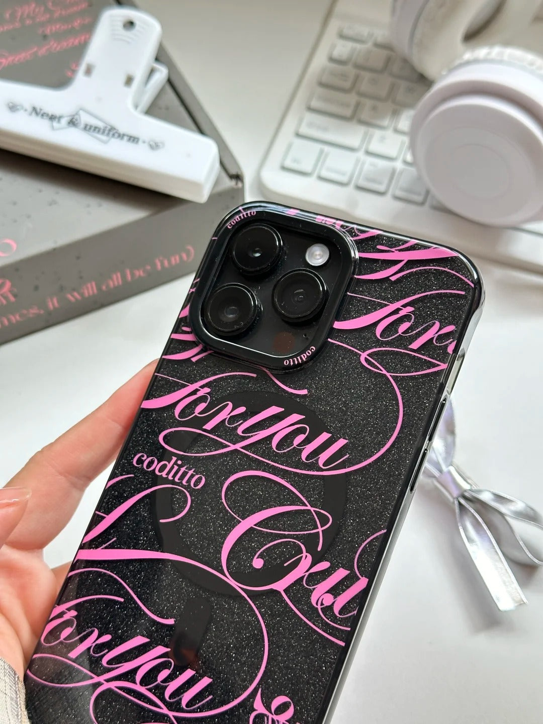 Dark pink sweet and cool magnetic phone case