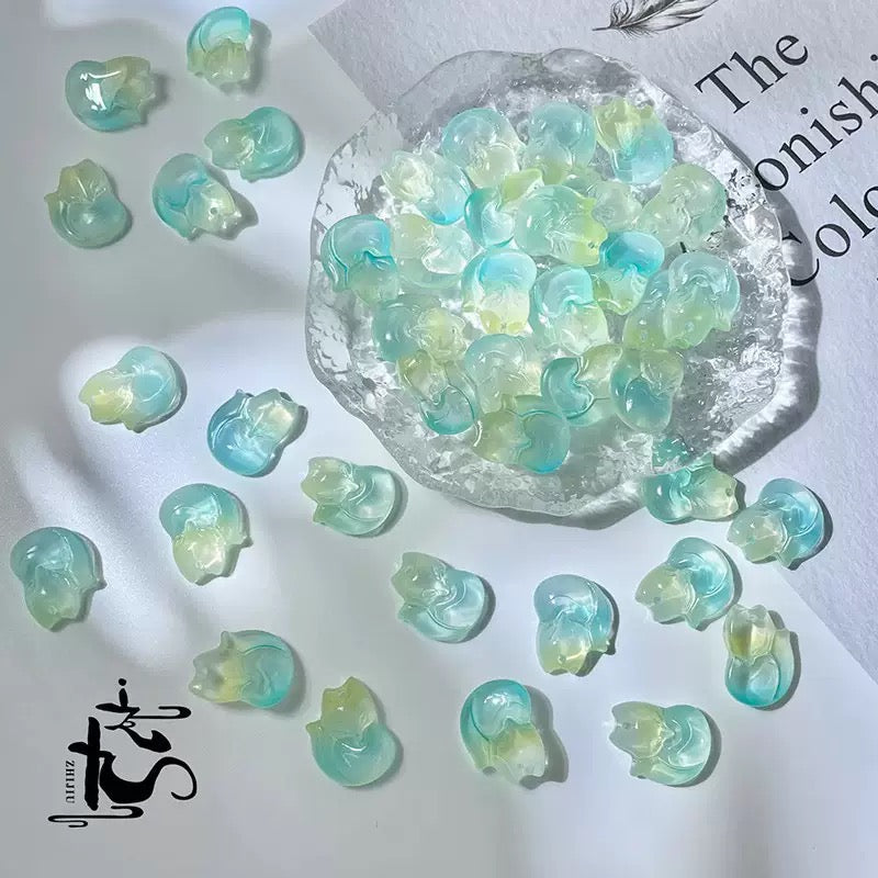 「Different Shape Glass Beads」(1 Charm 1 More Extra!!!)