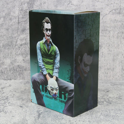Figura de payaso muy vendida, juguete de moda Hislaijie Joker, modelo de figura con postura sentada, adorno para automóvil